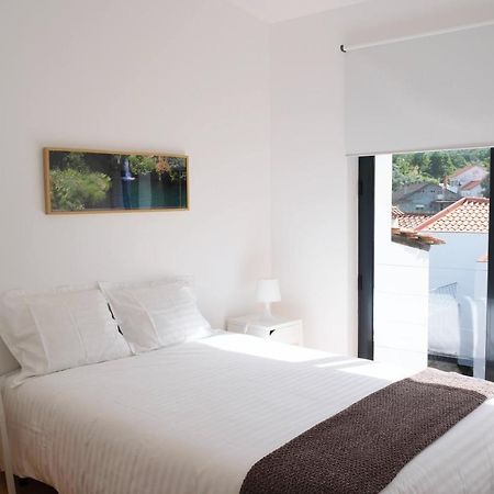 Casa Da Ribeira Guesthouse Cha de Alvares Buitenkant foto